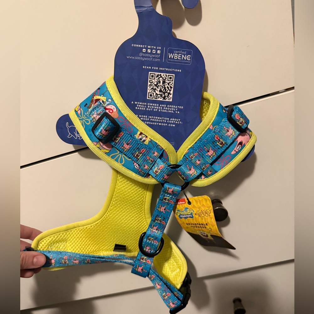 Vibrant SpongeBob Yellow and Blue Dog Harness - Picture 2 of 3